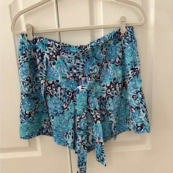 Lilly Pulitzer Pants - Lilly Pulitzer Blue Sarong Shorts with Floral Print